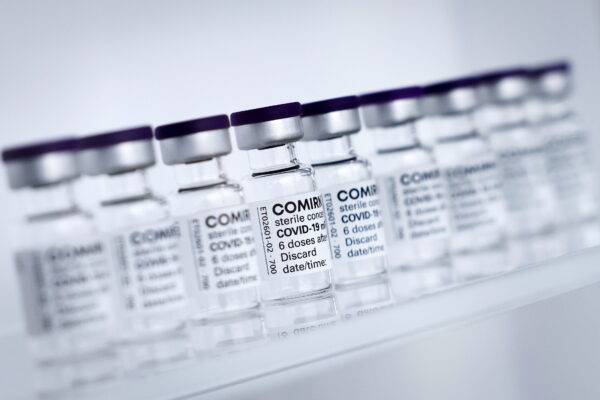 Hiệu quả và độ an toàn của vắc-xin phòng ngừa Covid-19 (phần 1): Comirnaty (Pfizer-BioNTech)